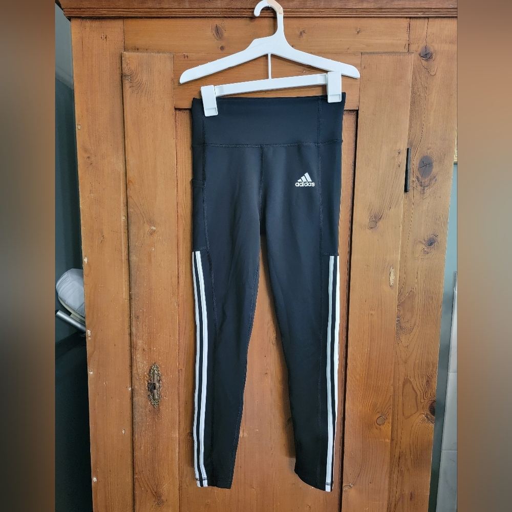 ADIDAS Aeroready leggings SZ Small